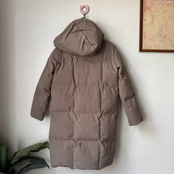 EUC $449 Frank & Oak The Hygge Puffer Coat in Taupe - Picture 5 of 13